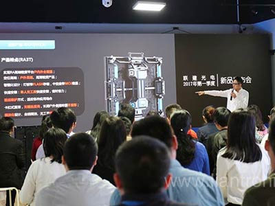LianTronics lanza nuevas soluciones de pantallas LED: la primera pantalla LED de alquiler para interiores P1.9