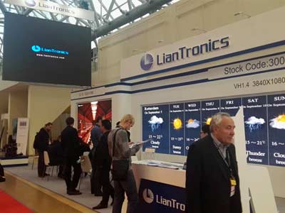 La pantalla LED de tono fino LianTronics brilló en Integrated Systems Rusia 2016