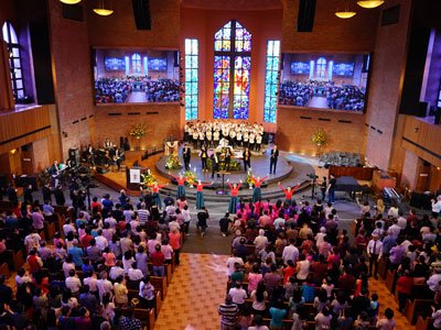 Las soluciones de pantalla LED de LianTronics mejoran la experiencia de adoración en la iglesia metodista Paya Lebar