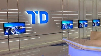 LianTronics actualiza TVE con su pantalla de tono fino