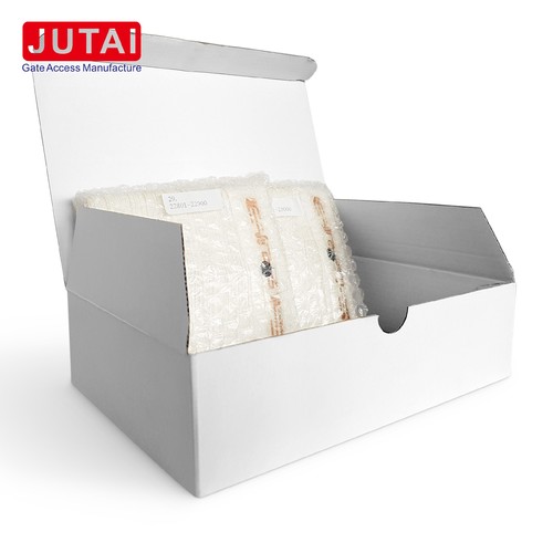 JUTAI 7-9M Passive Long Range UHF Sticker For Residencial Barrier Gate Access Application