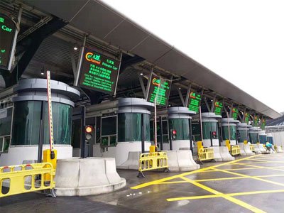 Puente Hong Kong-Zhuhai-Macao Las pantallas LED LianTronics de 600 m² brillan en el puente Hong Kong-Zhuhai-Macao