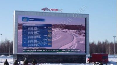 Vermo競馬場、ヘルシンキ、フィンランドの屋外LEDディスプレイ