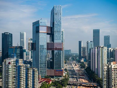 ¡El nuevo edificio de oficinas de Tencent brilla con las pantallas gigantes de tono fino de LianTronics!