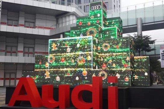 Outdoor rental led display deliver a colorful Christmas