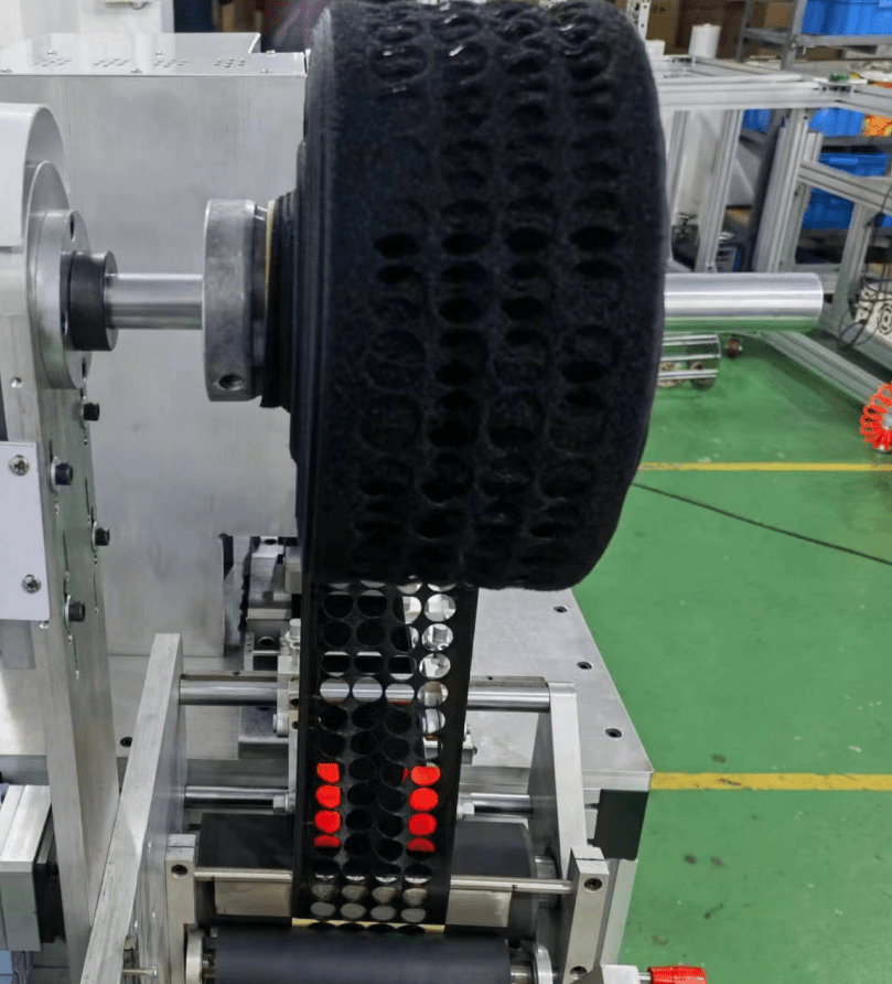 Adhesive velcro dots kiss cut cutter machine for start up manufacturer