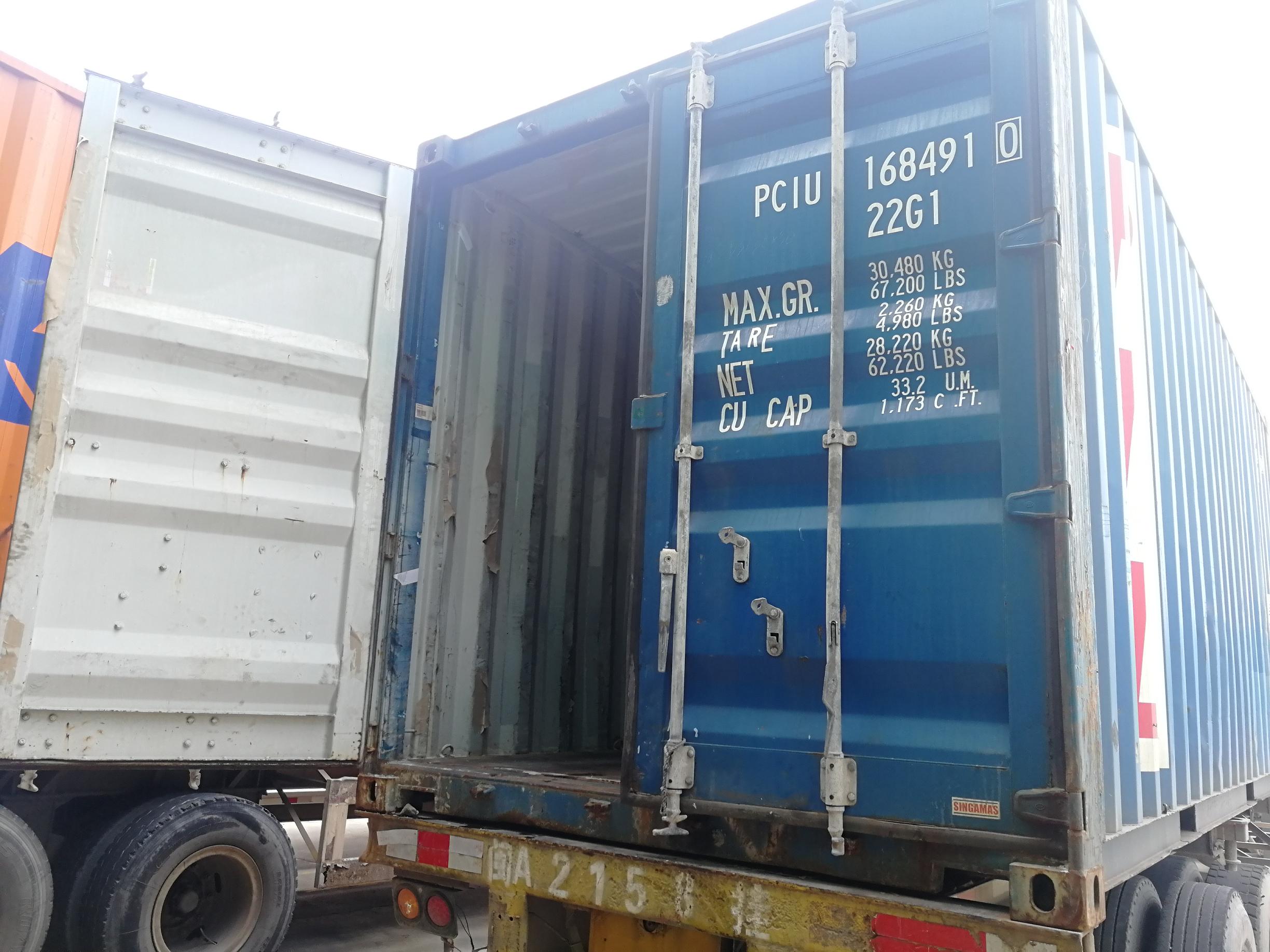 Diesel Generator Loading into the Container