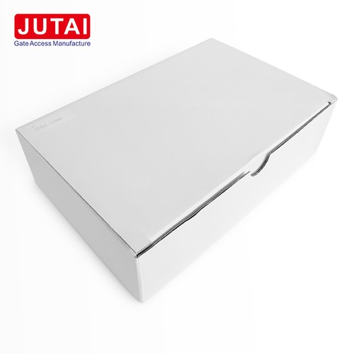 JUTAI Waterproof Type lange afstand UHF-label / sticker Speciaal gebruikt voor toegangscontrolesysteem voor poorten