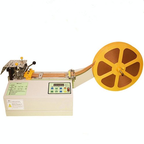 Velcro tape cutting machine of round cutting edge ES-013